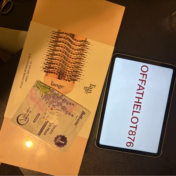 Other - L'ange Hair Brush w/ free face mask